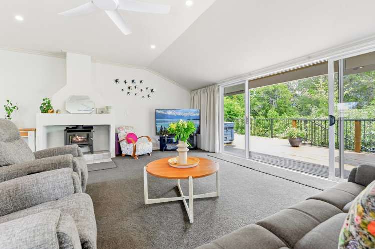 5 Oregon Crescent Glenview_2