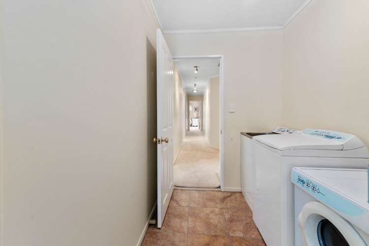 38 Owhatiura Drive Lynmore_17