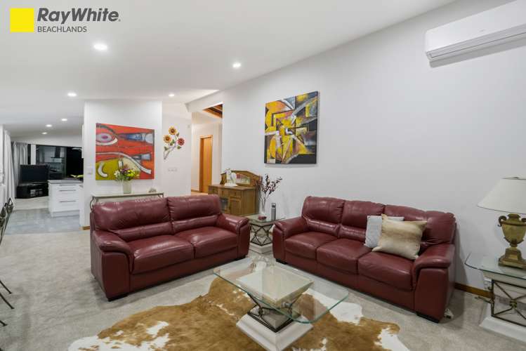 156 Ara-Kotinga Whitford_11