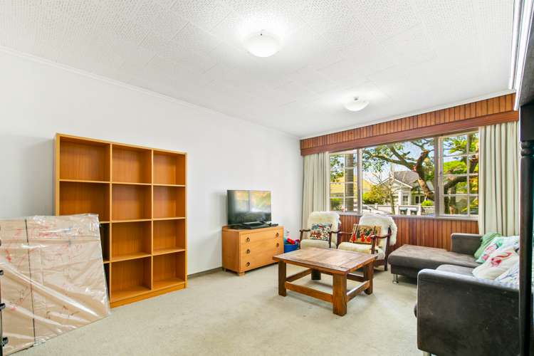 26 Rocklands Avenue Mount Eden_14