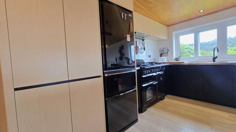 11 The Strand Okarito_8