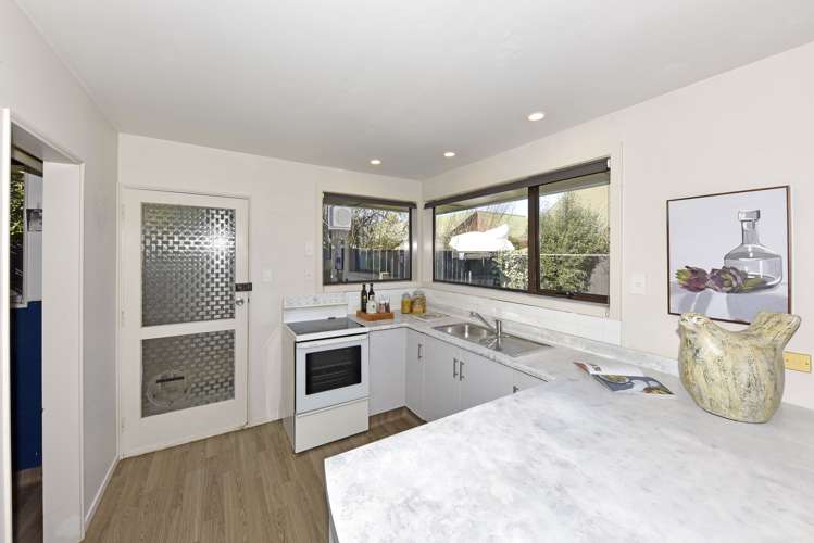 2/23 Broadfell Avenue Avonhead_6