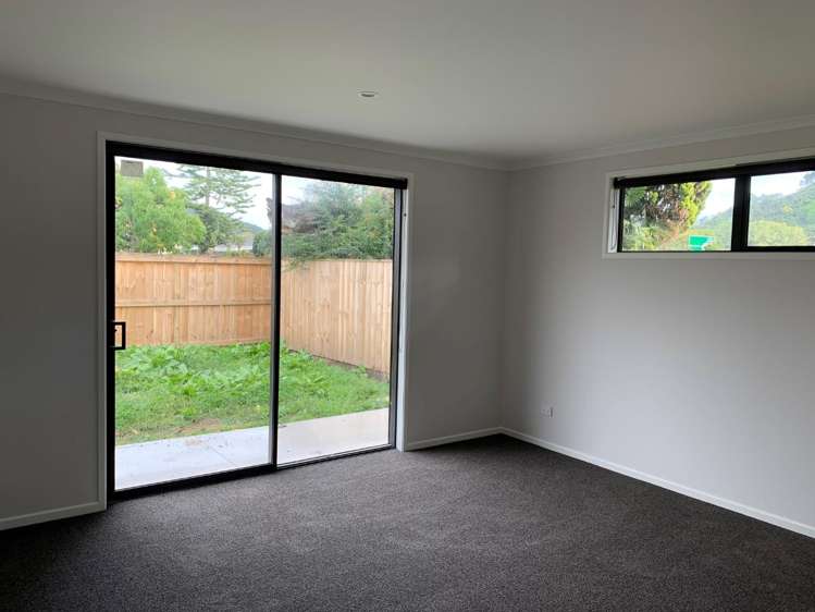 2 Railway Road 11337_8