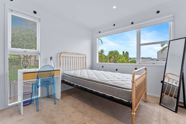 1/49 Lake View Road Takapuna_18