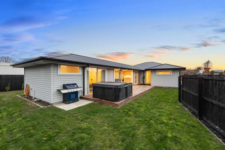 2 Olearia Lane Woodend_28