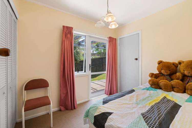 23 Northumberland Avenue Hauraki_15