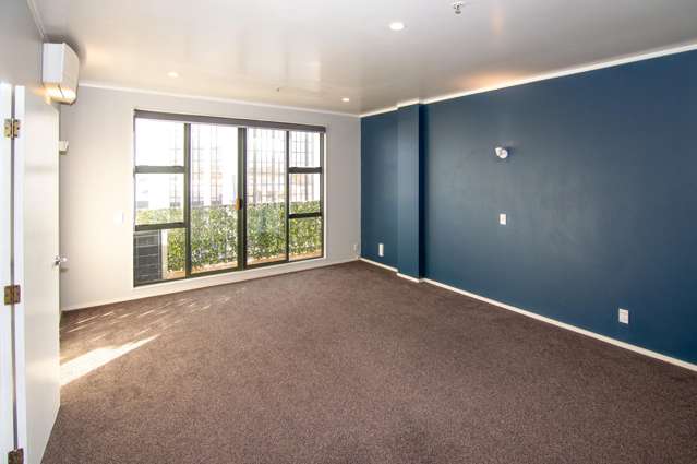 3A/6 Queen Street Palmerston North_2