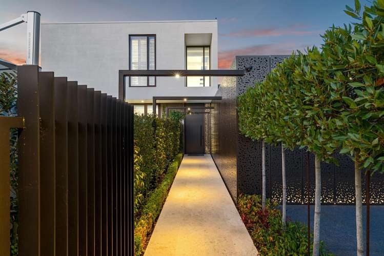 48 Clissold Street Merivale_9