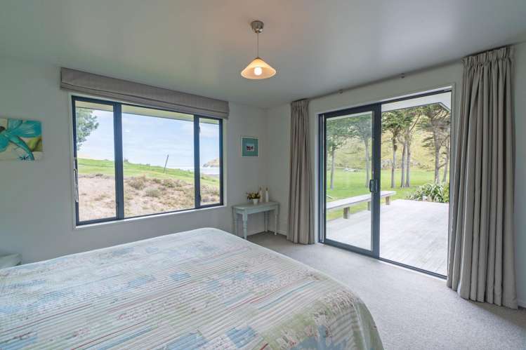 904 Te Oka Bay Road Little River_14