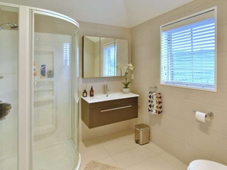 4/285 Lawford Road West Melton_11