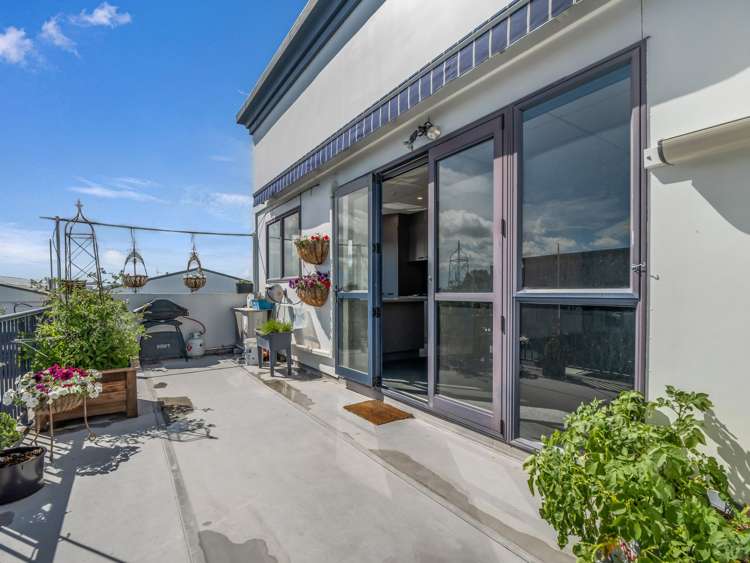 2/8 Homersham Place Burnside_22