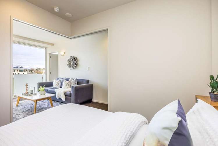 1112/10 Waterloo Quadrant Auckland Central_7