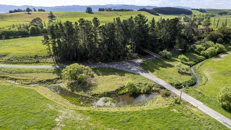 178 Pahautea Road Kahutara_23