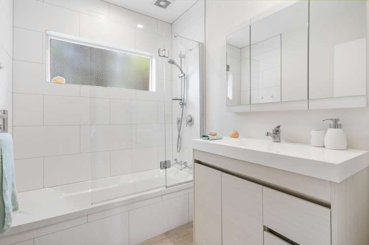 6 Beswick Place Birkdale_15