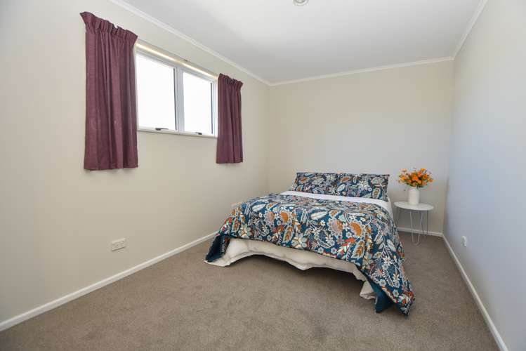 19 Charles Street Carterton_15