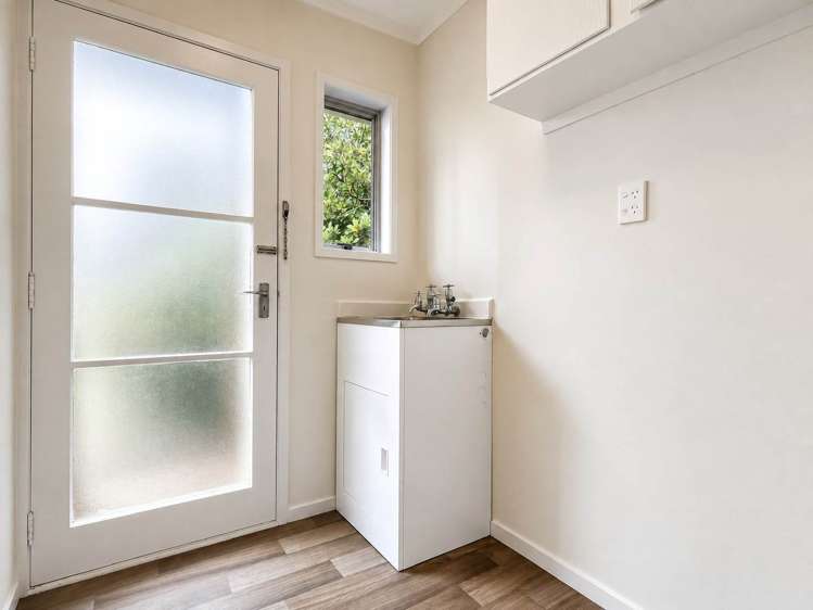 79a Rosier Road Glen Eden_10