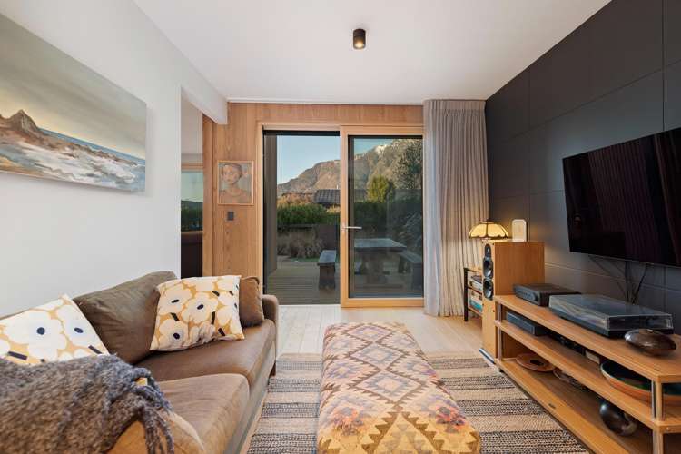 4 Soudley Court Jacks Point_11