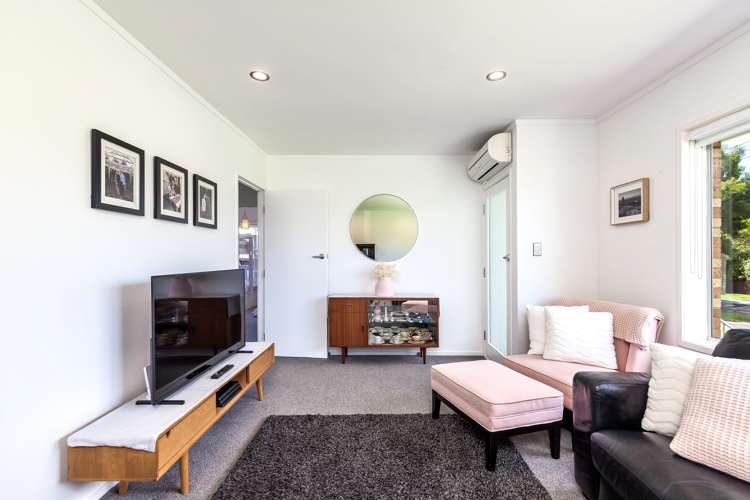 1b Karaka Street New Lynn_6