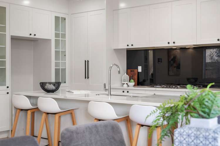 13 Carrygawley Road Flat Bush_8