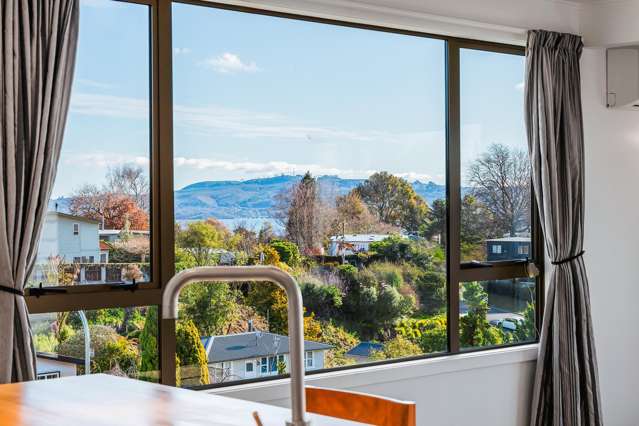 44 Tremaine Avenue Two Mile Bay_2