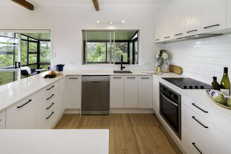 3 Jeff Place Howick_13