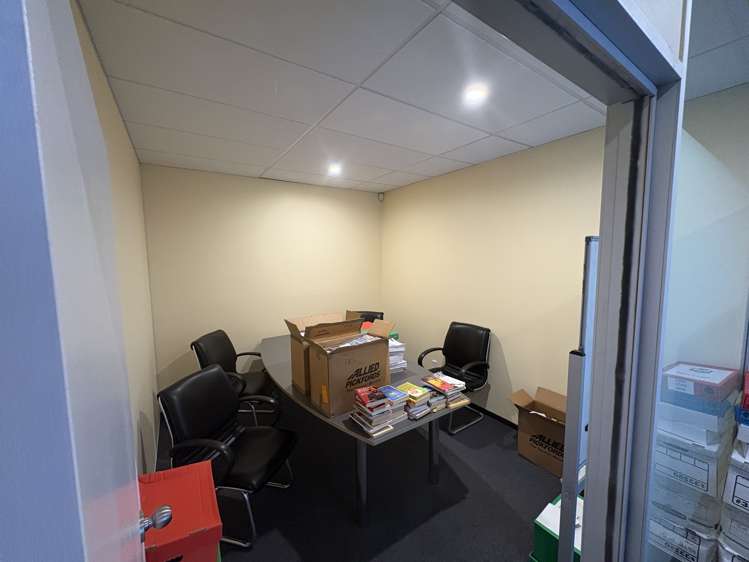 Shop 2, 11 Joll Road Havelock North_3