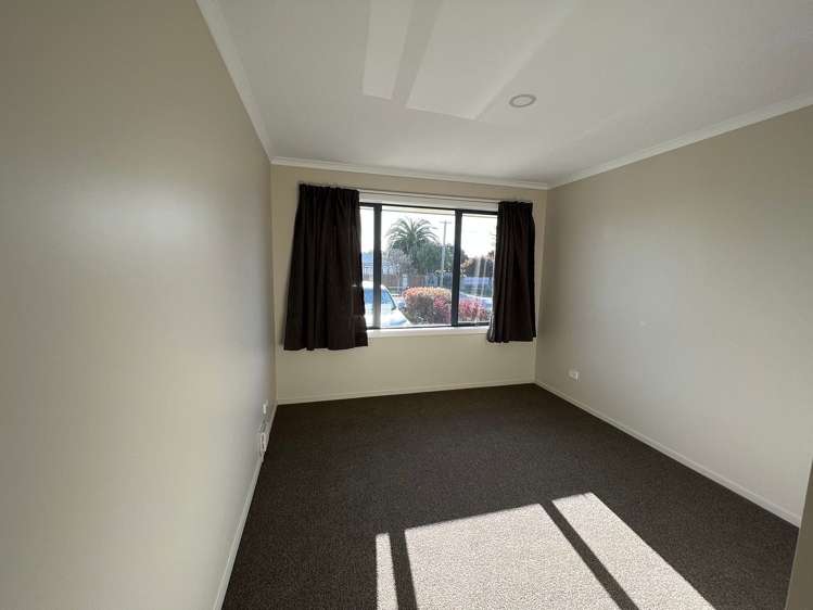 56 Marlow Road Aranui_7