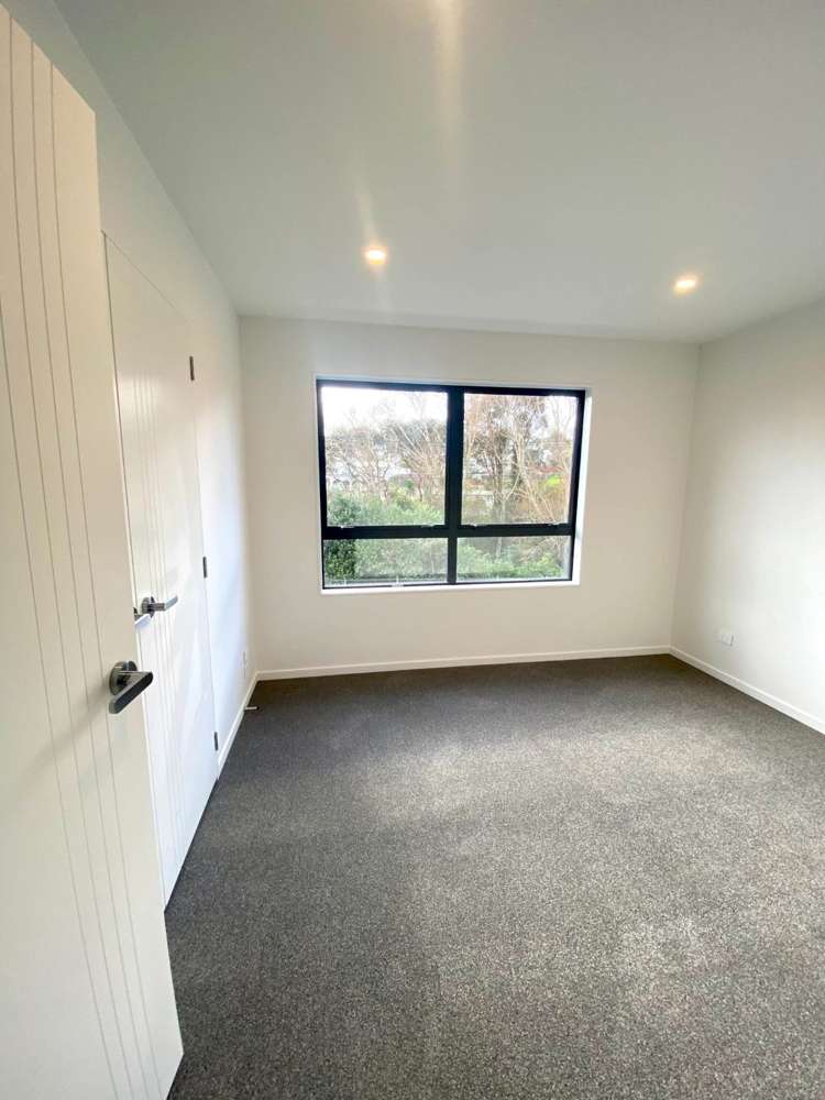 1B Dundale Avenue Blockhouse Bay_9