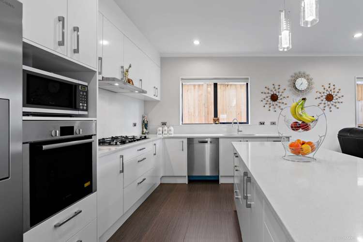 24 Carrickdawson Drive Flat Bush_9