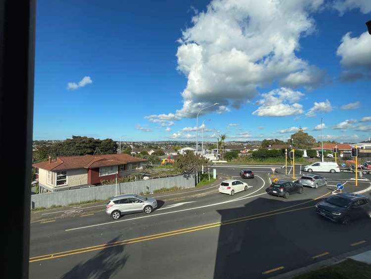 Lot 1-5/4 Glenmore Road Sunnyhills_17
