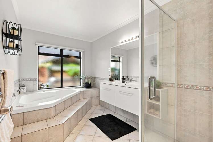 128 Gravatt Road Papamoa_2