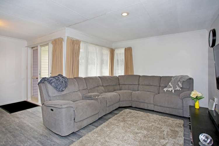 49 Totara Street Waiuku_9