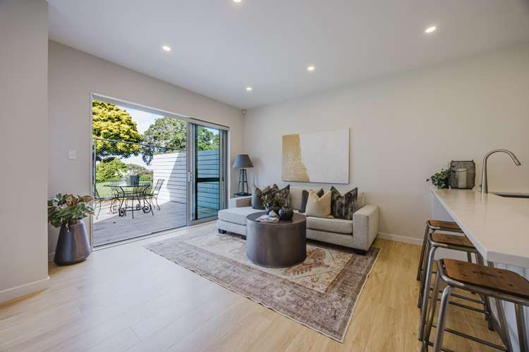 24 Paku Lane Mount Wellington_4
