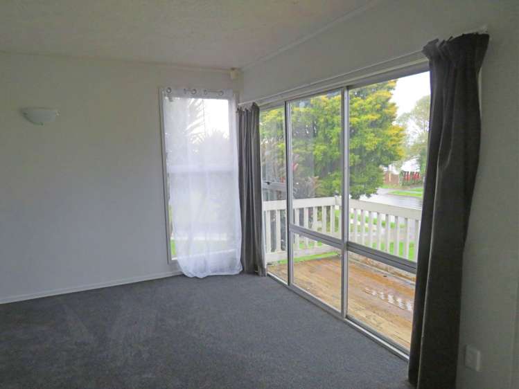 28 Burbank Avenue Manurewa_5
