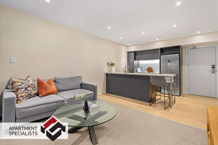 69 Hall Avenue_5
