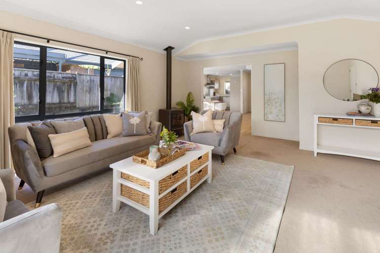 7 Sandy Lane Otamatea_5