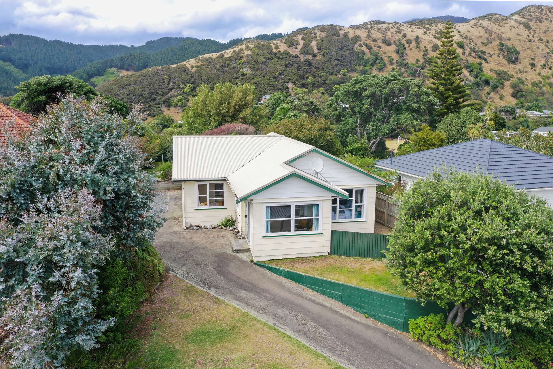 106 Wellington Road Paekakariki_0