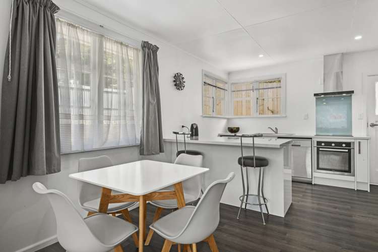 16 Rintoul Grove Stokes Valley_7