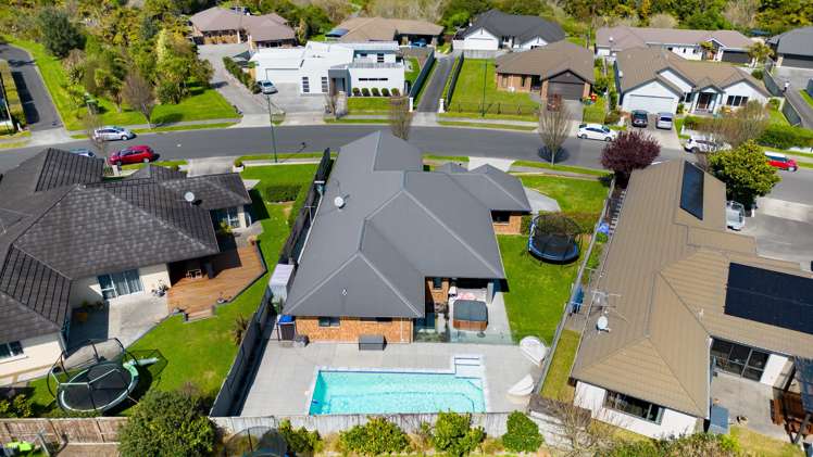 115 Saint James Drive Huntington_19