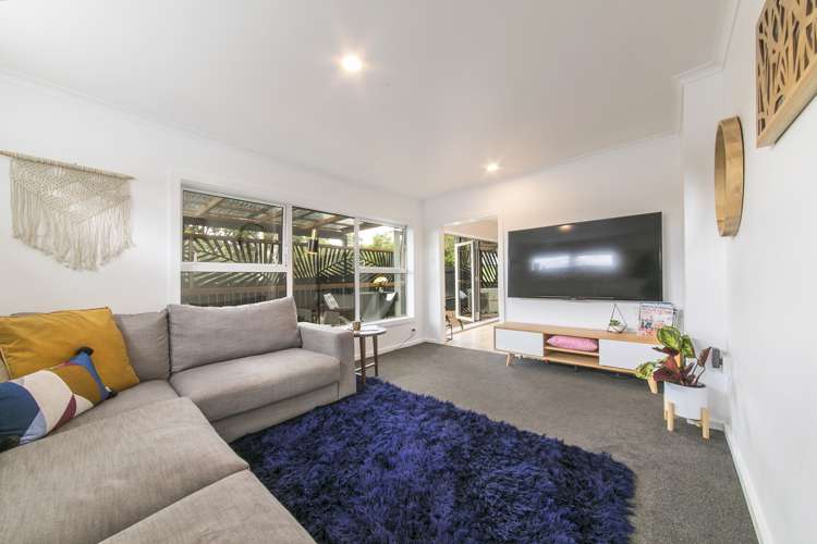 166 Henderson Valley Road Henderson_7