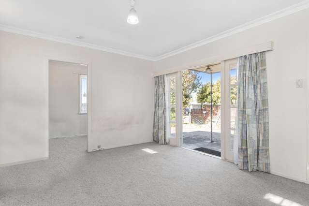 29 Henderson Crescent Parkvale_2