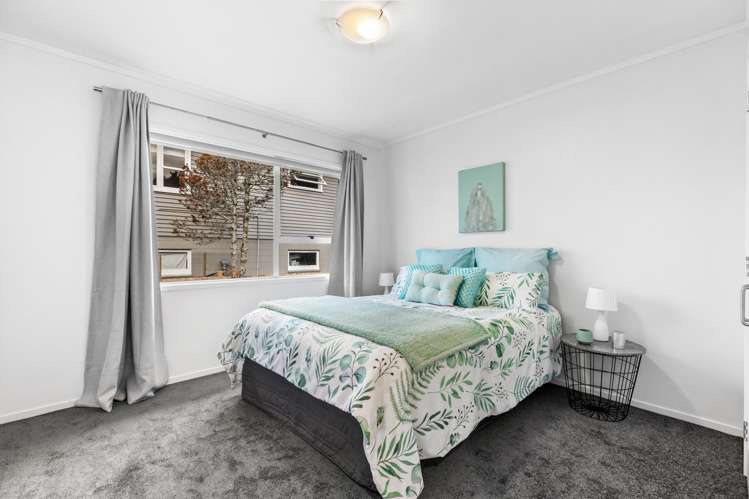 1/322 Royal Road Massey_12