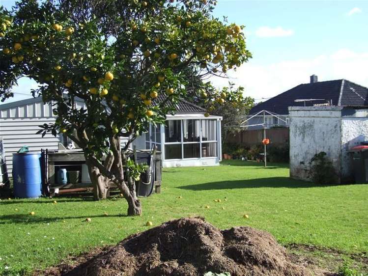 34 Holland Avenue Point England_2