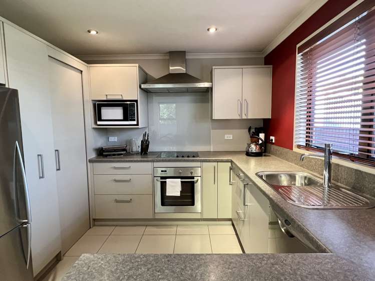 116 Windsor Street Windsor_1