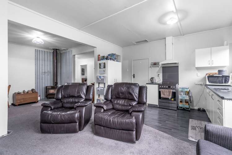 143 Flora Road East Makarewa_10