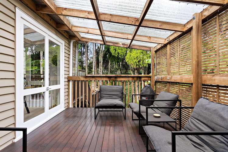 7 Rauhuia Crescent Parau_14