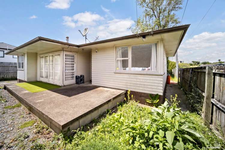 134 & 134A Browns Road Manurewa_17