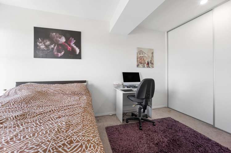 1211/20 McCrae Way New Lynn_7