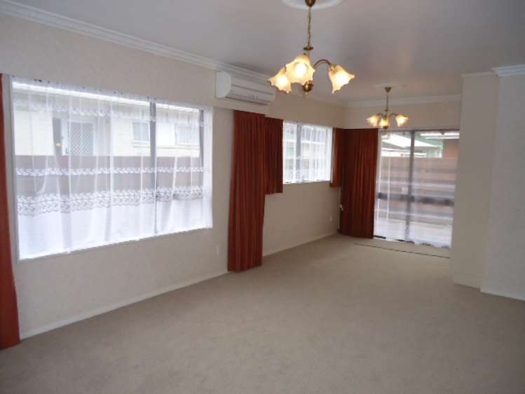 42 Bauchop Road 1371_2