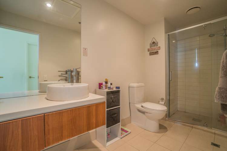 518/6 Dockside Lane Auckland Central_8